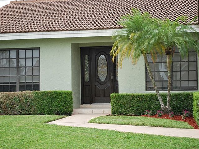 2bed 2bath 2 car Gorgous home