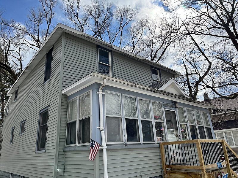 1st image of 337 Mason Ave #2