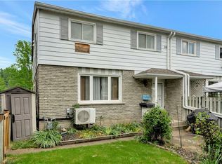 28 Oakhill Dr #C, Brantford, ON N3T1R1