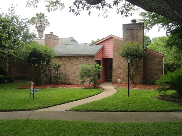 8720 Haverstock Dr, Houston, TX 77031