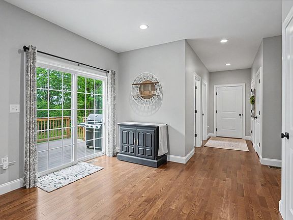 5th image of 53 Mason Road