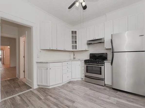 380 Baldwin Avenue image 1 of 12