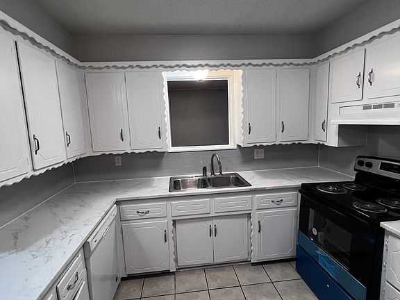 2nd image of 1320 City Ave