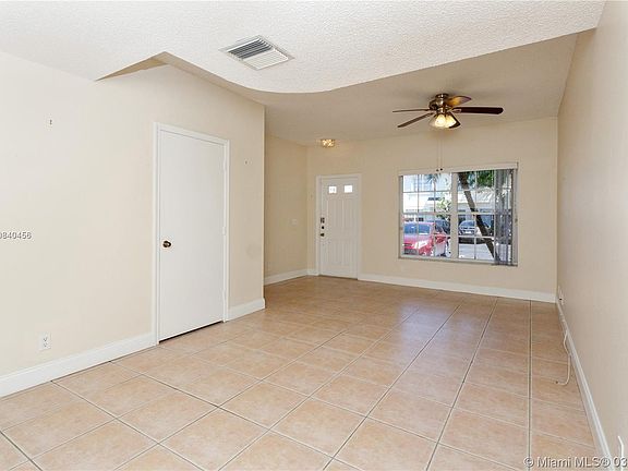 3rd image of 43 Simonton Cir #43