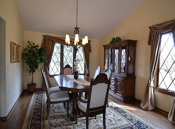 3rd image of 12817 S Pebble Dr