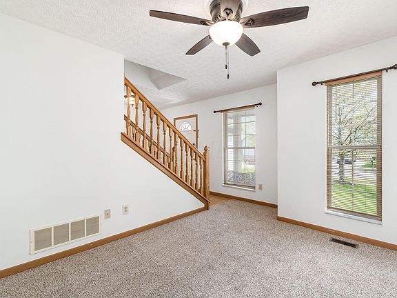 5th image of 8976 Coral Canyon Cir
