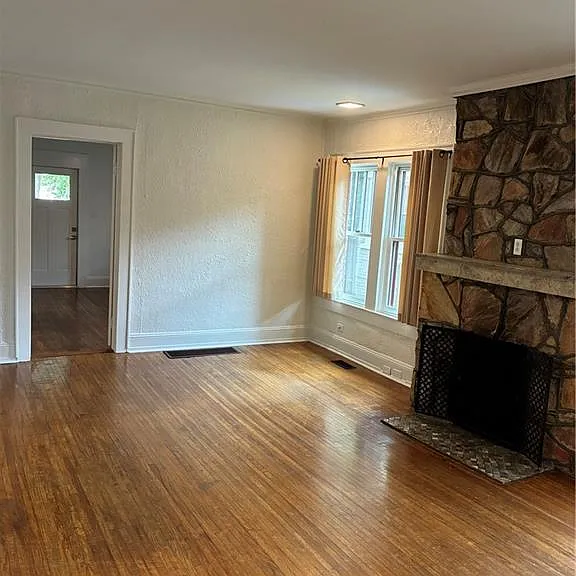1088 Sanders Ave SE — Photo 29