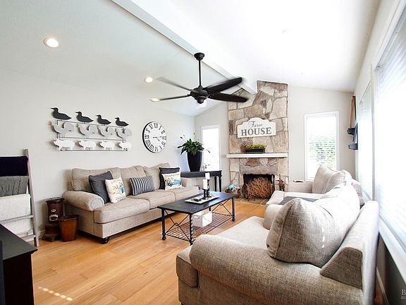 2nd image of 181 San Carlos Way