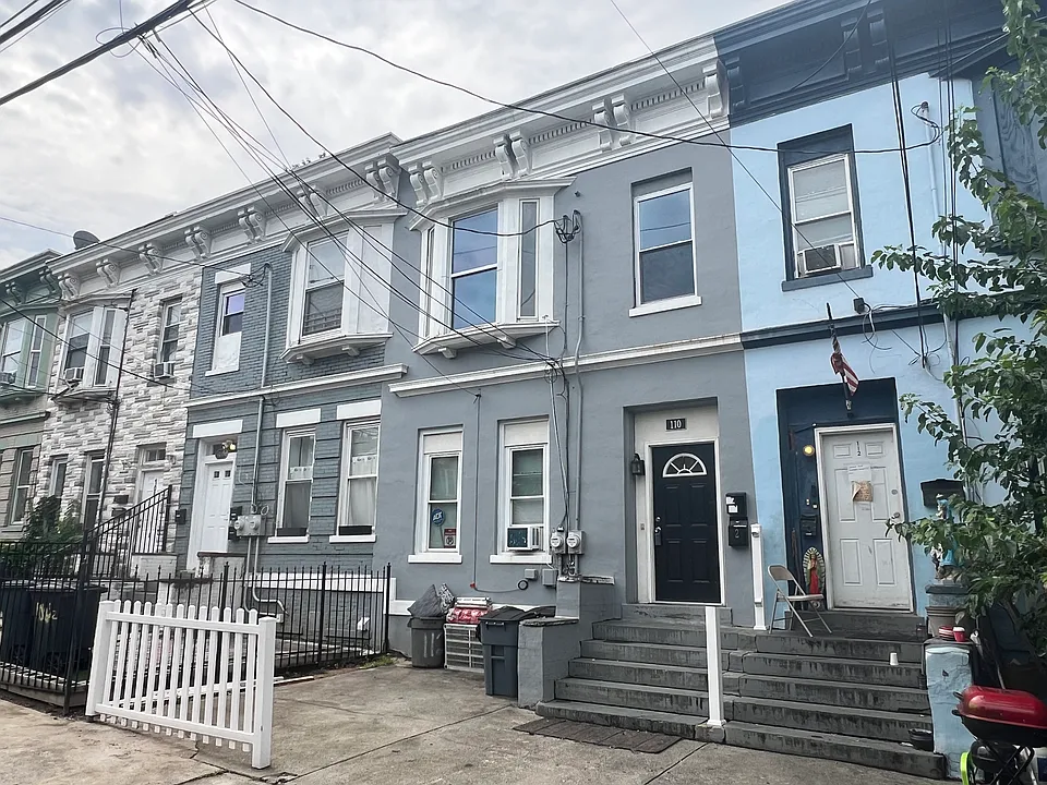 110 Peabody Pl