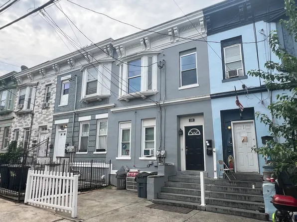 110 Peabody Pl, Newark, NJ 07104