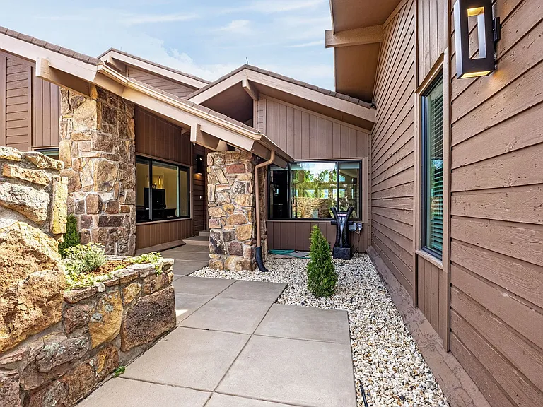 1172 Hill Cir #1172 — Photo 31