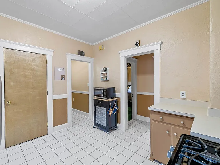 1857 State St #1 — Photo 7