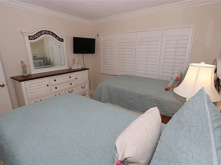 26000 Hickory Blvd #804 — Photo 7