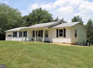 15407 Waterloo Rd, Amissville, VA 20106