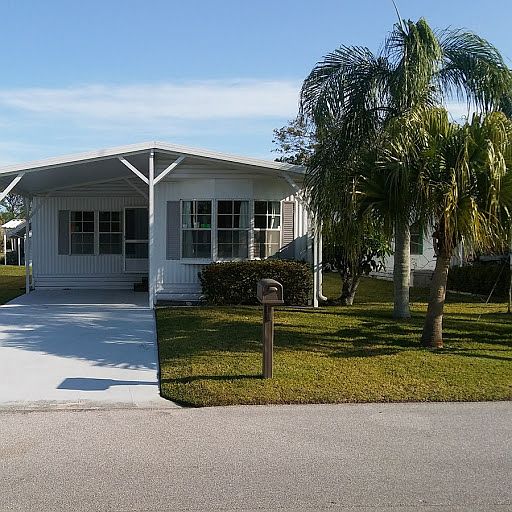 1st image of 18 Flores Way