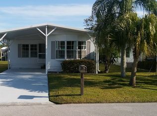 18 Flores Way, Port Saint Lucie, FL 34952