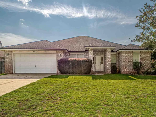 5038 Brookside Dr, Pace, FL 32571