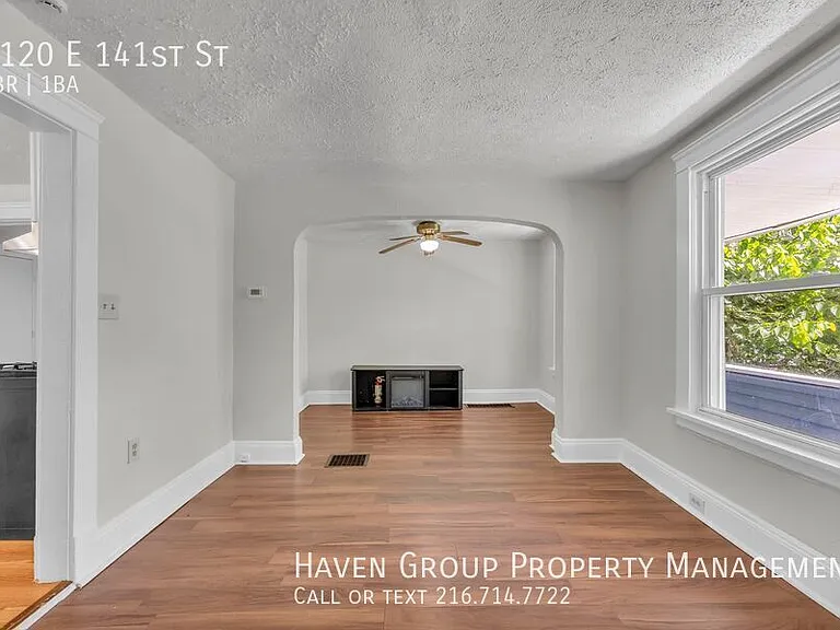 4120 E 141st St — Photo 5