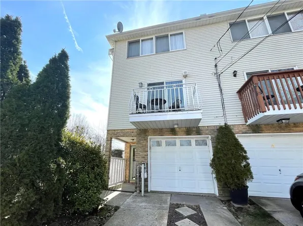 2 Acacia Ave, Staten Island, NY 10308