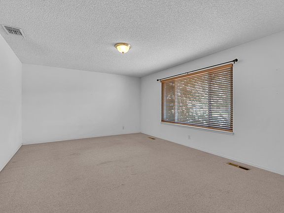 3rd image of 6805 N Backer Ave