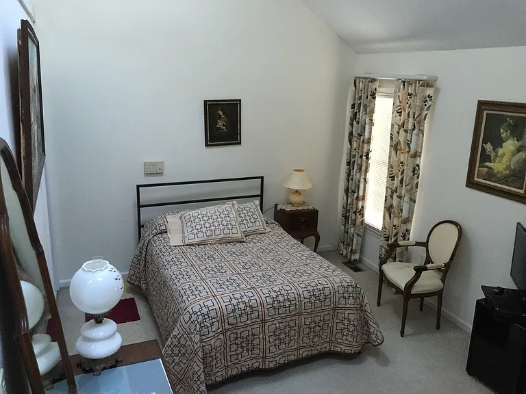 10427 Englishman Dr — Photo 16