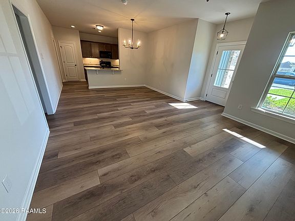 5th image of 3307 Myrtle St