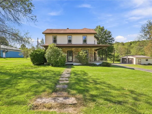 871 Brownstown Hl, Stoystown, PA 15563