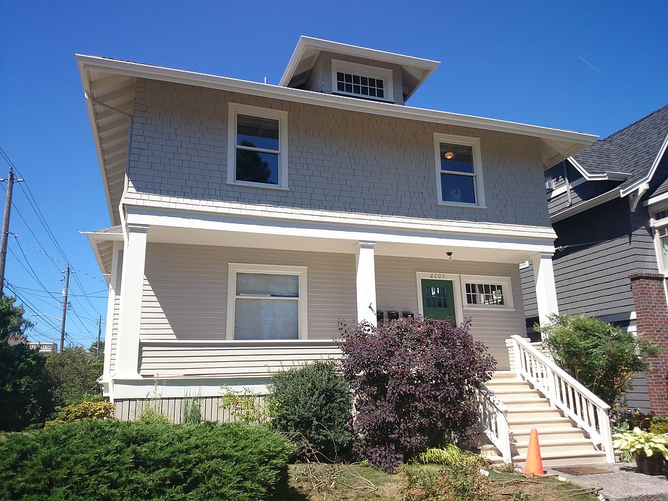 1st image of 2203 Nob Hill Ave N