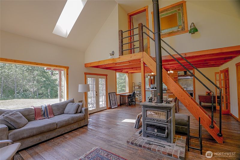 3rd image of 2904 Wildwood Drive