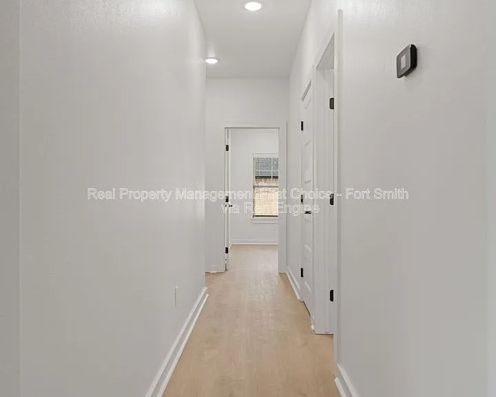 8908 Cambria Cir #B — Photo 9