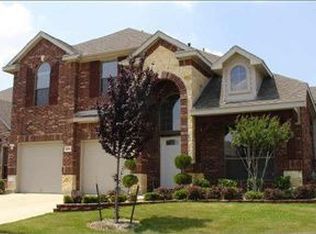 2444 Beachview Dr, Grand Prairie, TX 75054
