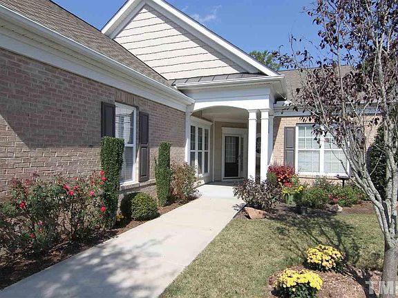 3rd image of 700 Nevins Pl