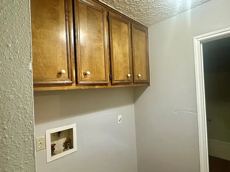 1103 Hillyer St #A — Photo 13