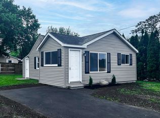 1492 Webber Ave, Burton, MI 48529