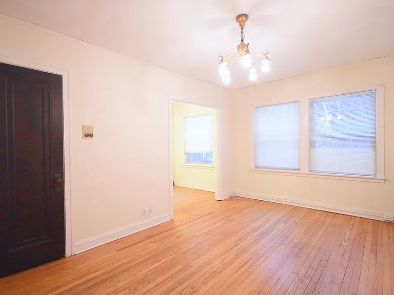 2222 Harriet Ave S — Photo 3