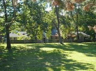 4 Scarlet Oak Rd, Califon, NJ 07830