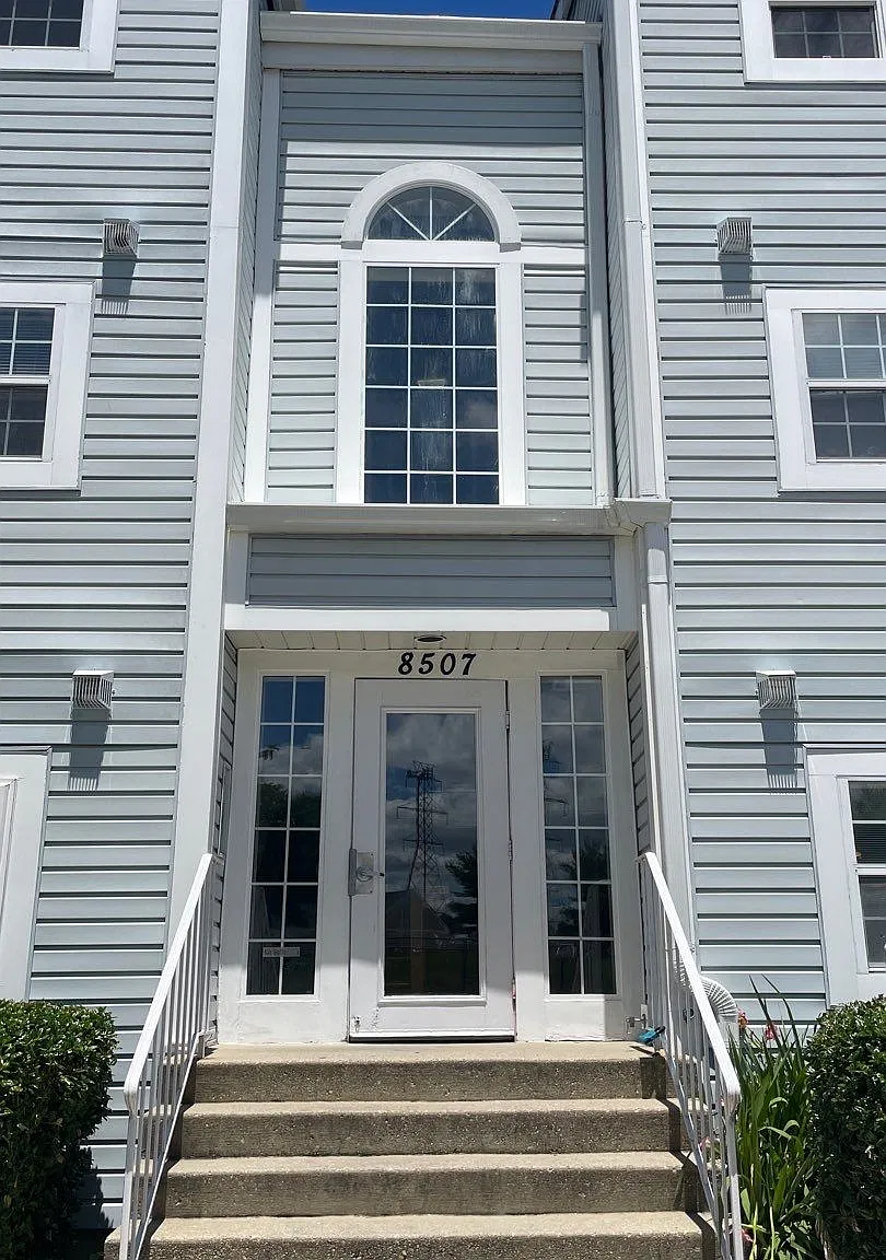 3 bd 2 bath Condo in Montgomery Run! — Photo 1