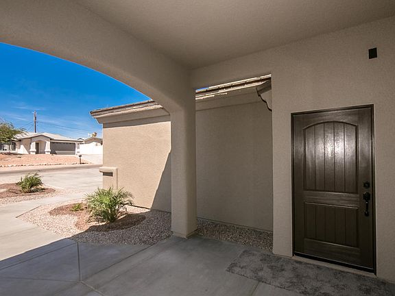 3rd image of 2890 Tonto Dr