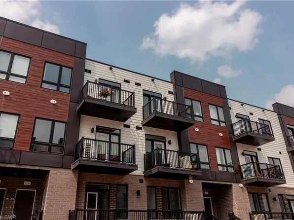 40 Palace St #M11, Kitchener, ON N2E 0J3