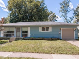 2133 N Circle Dr, Ann Arbor, MI