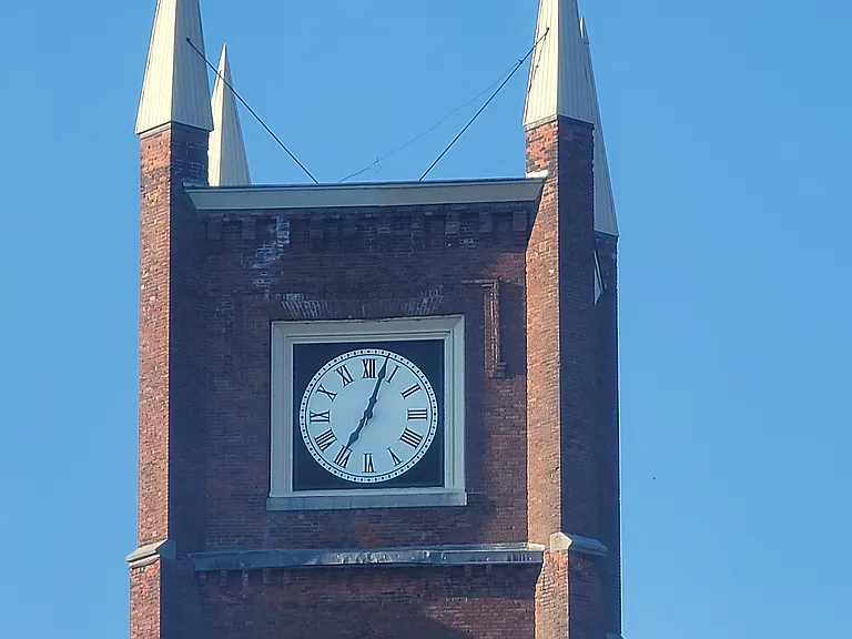 Broad St — Photo 17