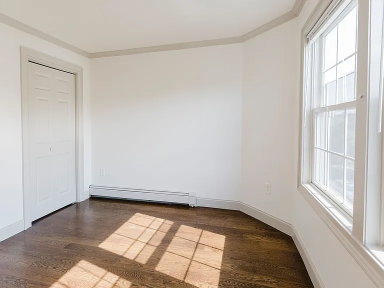 2599 Washington St — Photo 16