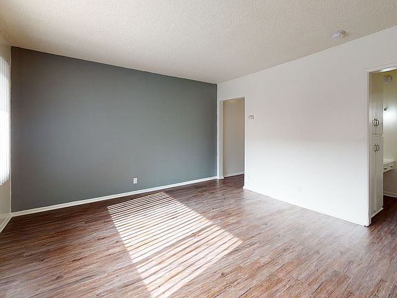 5th image of 803 S Java St #10