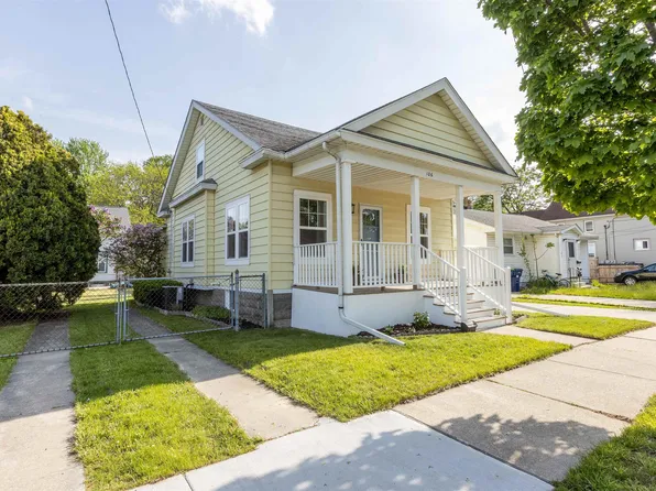 106 E North Union St, Bay City, MI 48706
