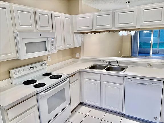 2nd image of 2019 Avalon Cove Ct #1