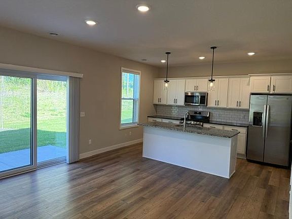 2nd image of 10554 Robinwood Rd