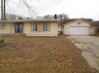 301 Green Coulee Rd, Onalaska, WI 54650