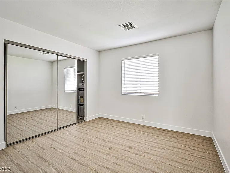 5091 Pioneer Ave #201 — Photo 14