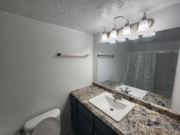 5th image of 3745 Glen Oaks Blvd #2