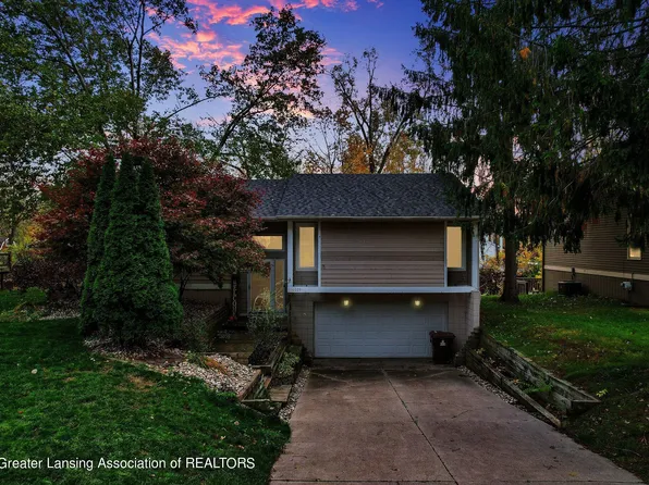 10026 Burgundy Blvd, Dimondale, MI 48821